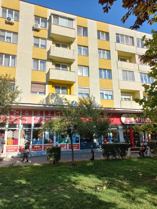 Apartament cu 4 camere,87,7mp,,Etaj 2, B-dul Bucuresti