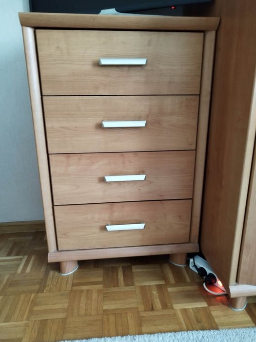 Скрин с чекмеджета