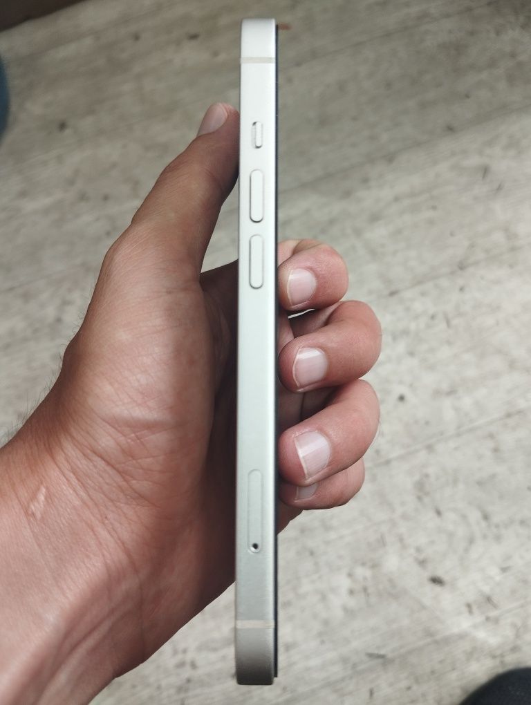 iPhone13 holati a'lo