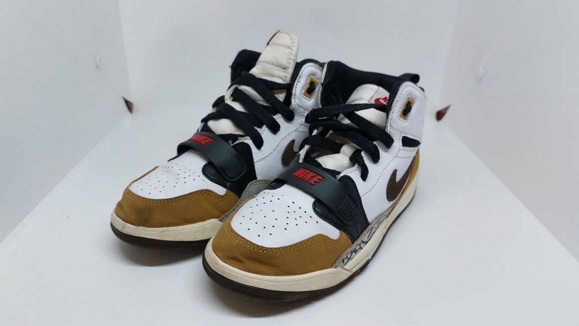 Детски маратонки Nike Air Jordan