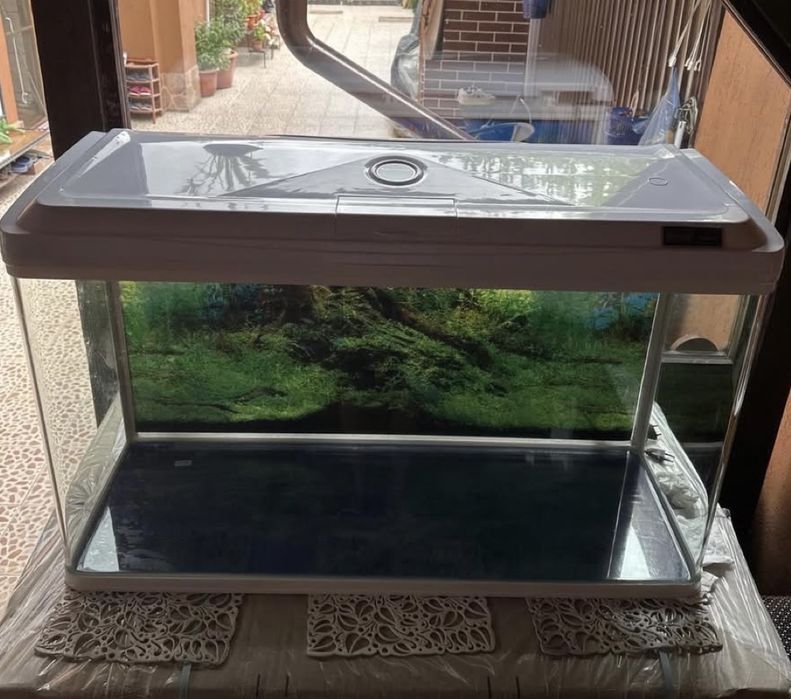Acvariu 200 litri curbat