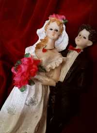 Статуэтка жениха с невестой, можно на торт