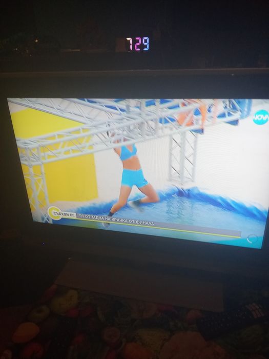 Телевизор Филипс 32инчов