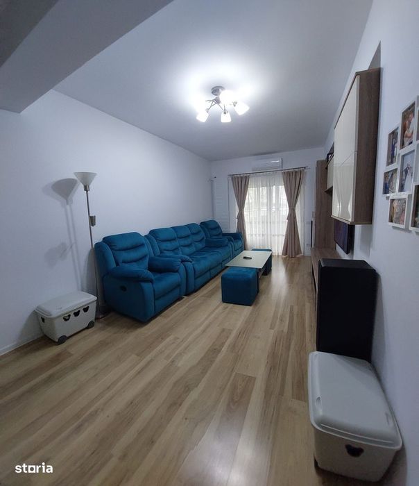 Apartament 2 camere, modern, mobilat , utilat,  cu loc parcare inclus.