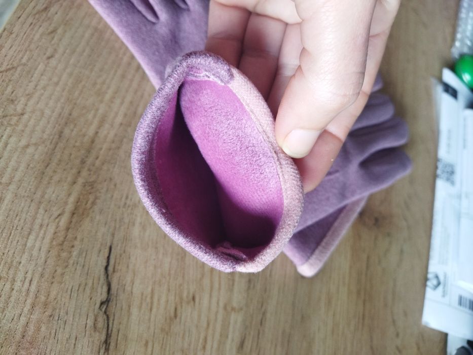 Дамски ръкавици - размер S.