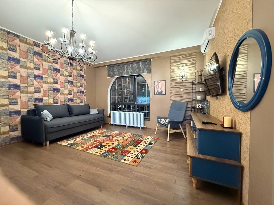 Сдается уютная 2х комнатная в районе Меги на Розыбакиева