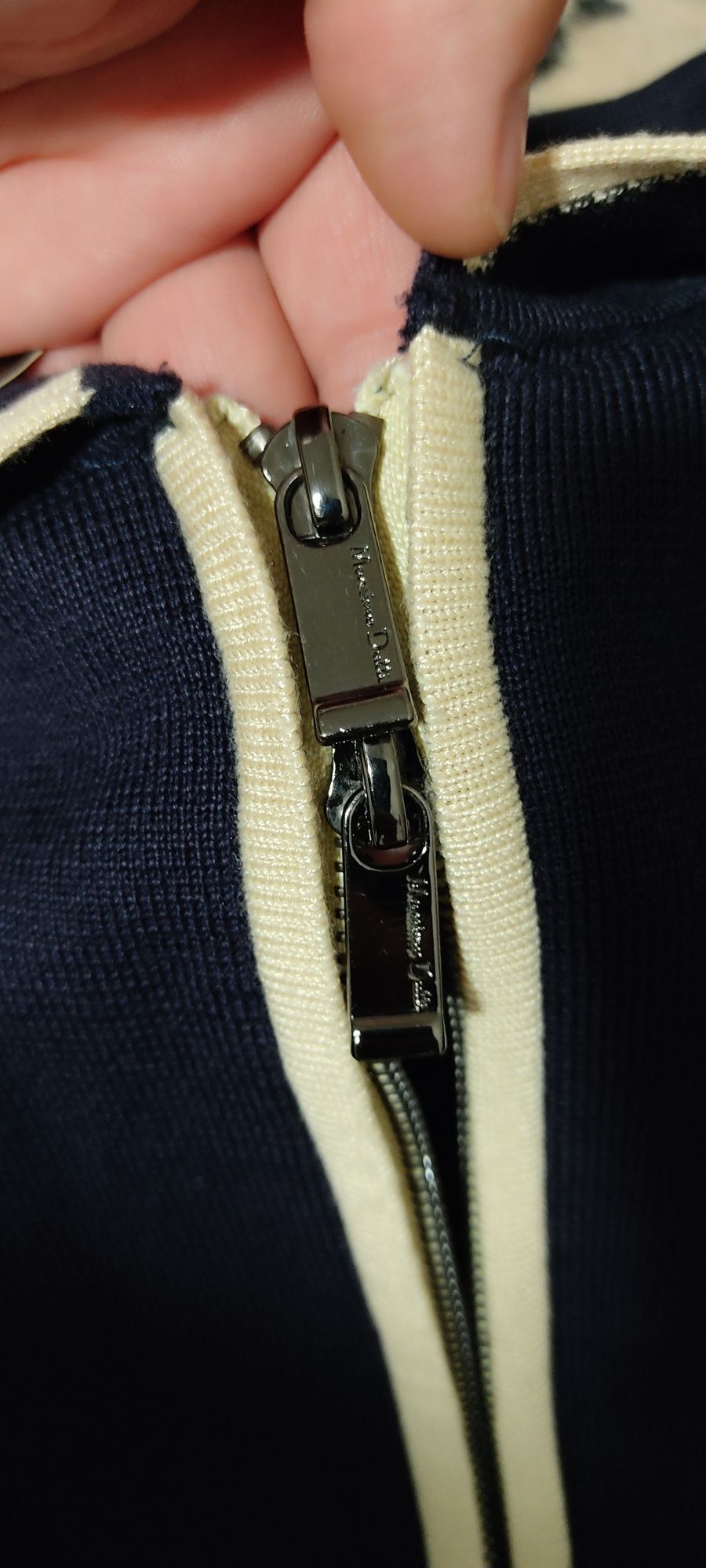 Фирменный бренд Tommy Helfiger, Massimo dutti полувер светерлар
