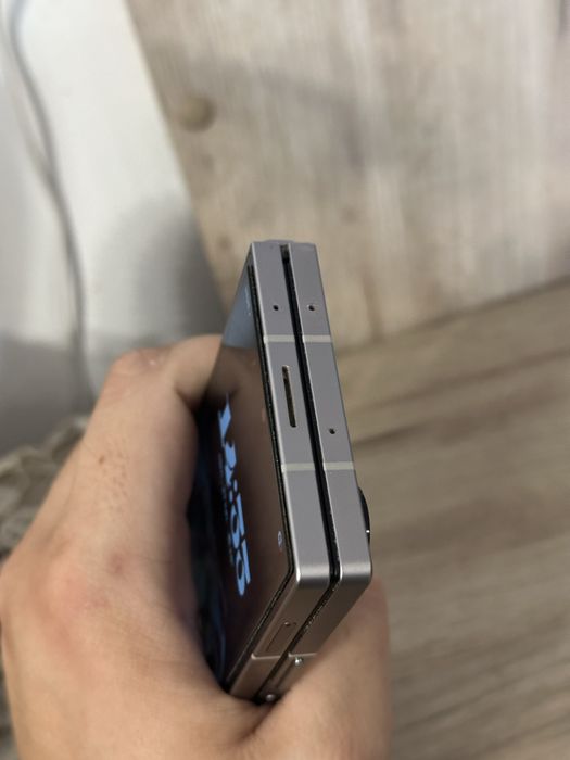 Samsung Galaxy Fold 6 Silver 256Gb 12Gb Ram Impecabil