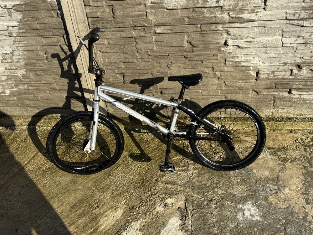 Bicicleta bmx.