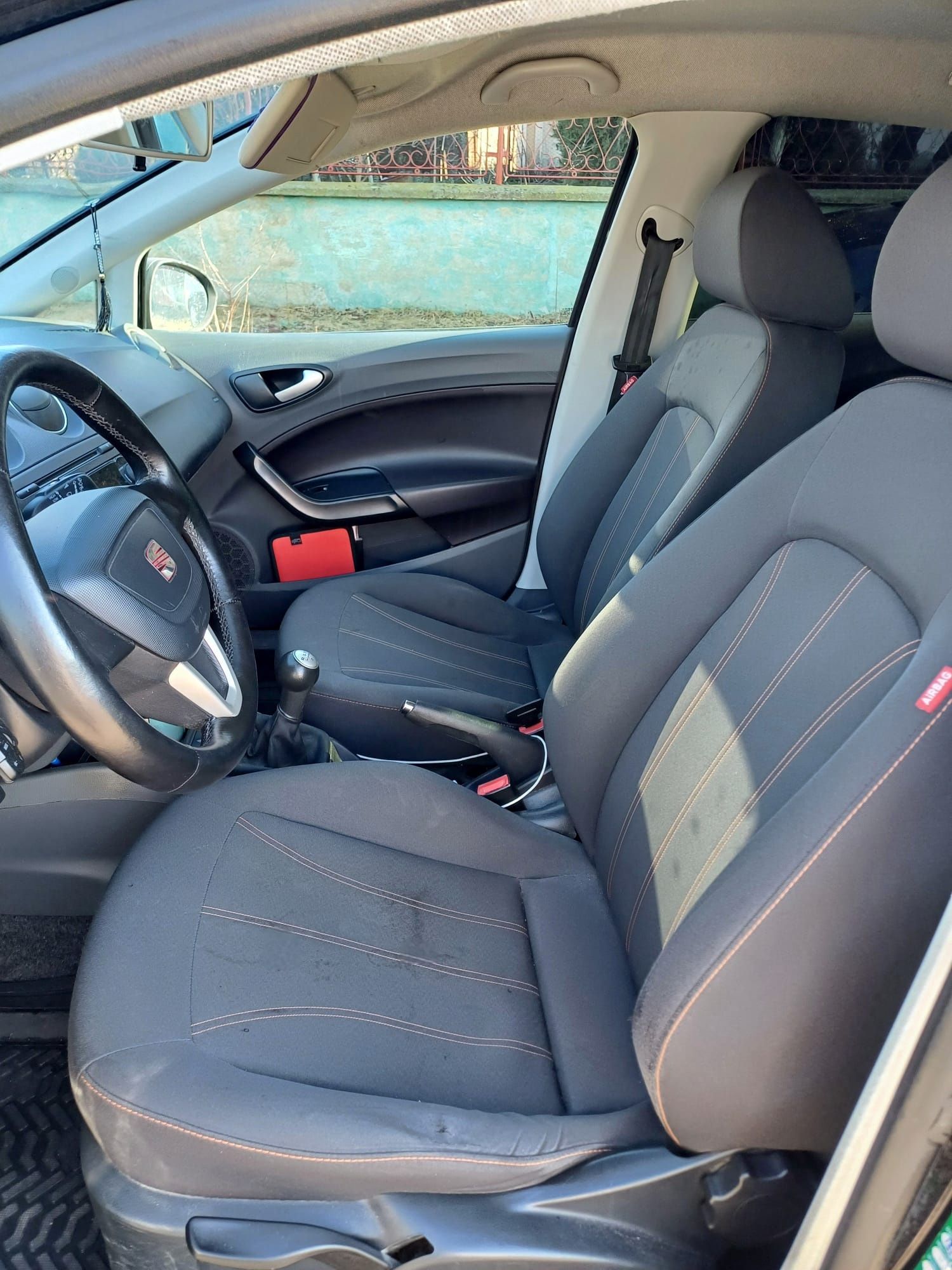 Vând seat ibiza b+g