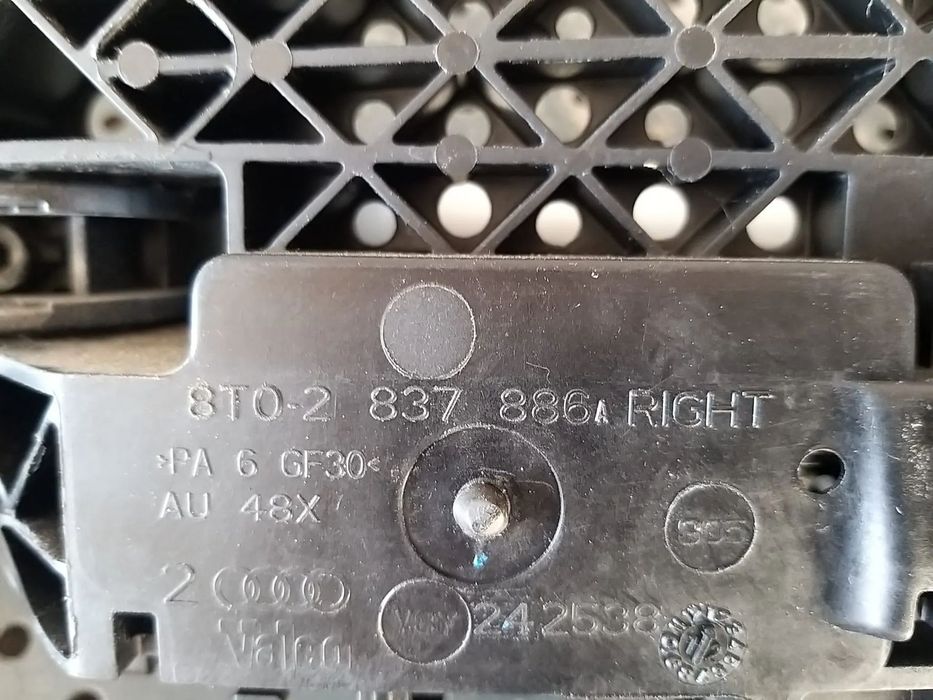 Maner usa dreapta spate audi q5 8r 8t02837886