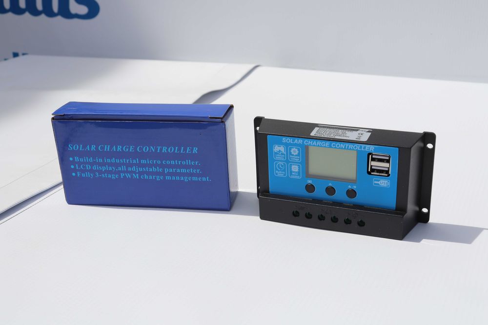 Regulator panou solar breckner germany 10A gard electric nou