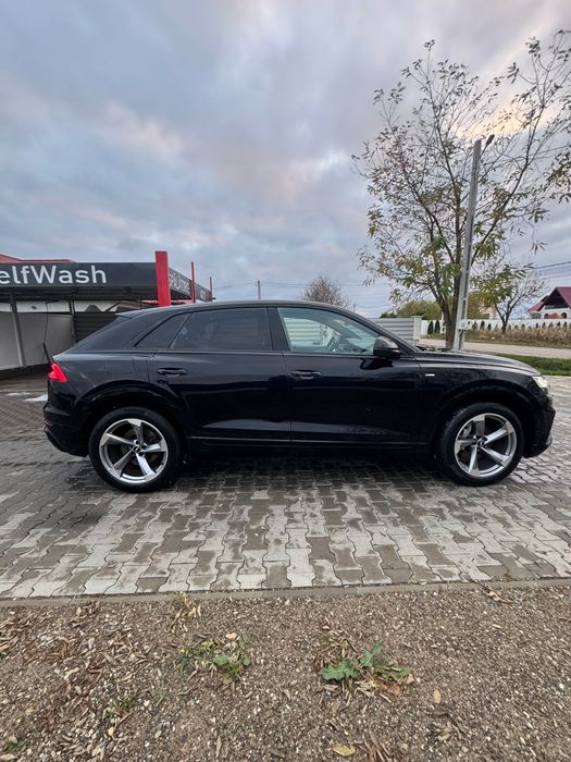 AUDI Q8 S-LINE 3.0 hibrid SCHIMB