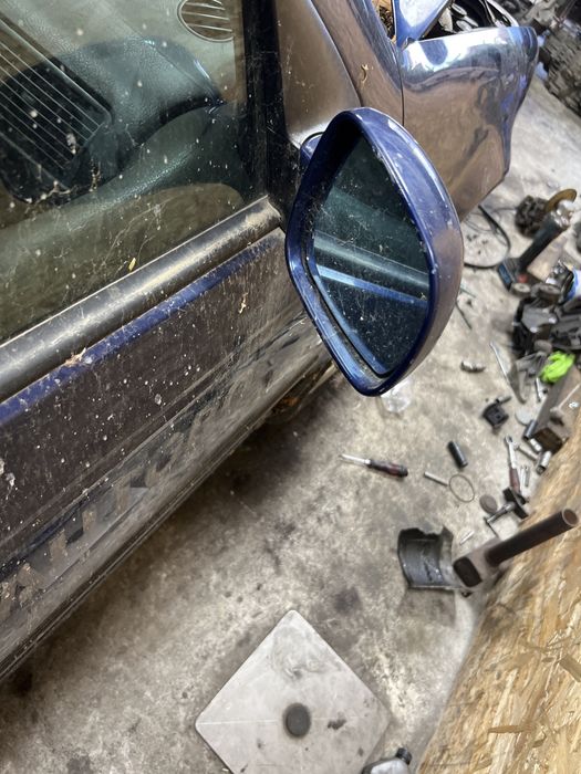 Oglinada   Dreapta vw golf 4