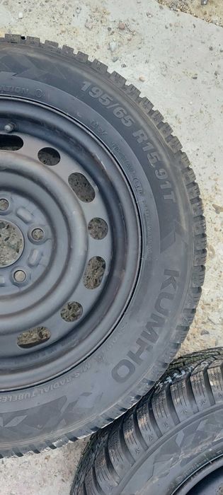 Железни джанти 15" с нови зимни гуми за Мазда 5 2010г