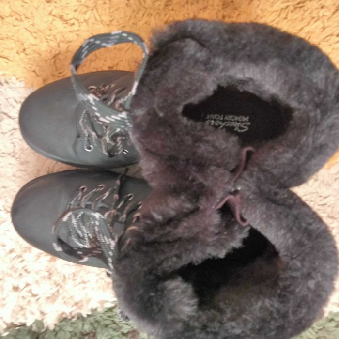 Vand bocanci(skekers)shoes