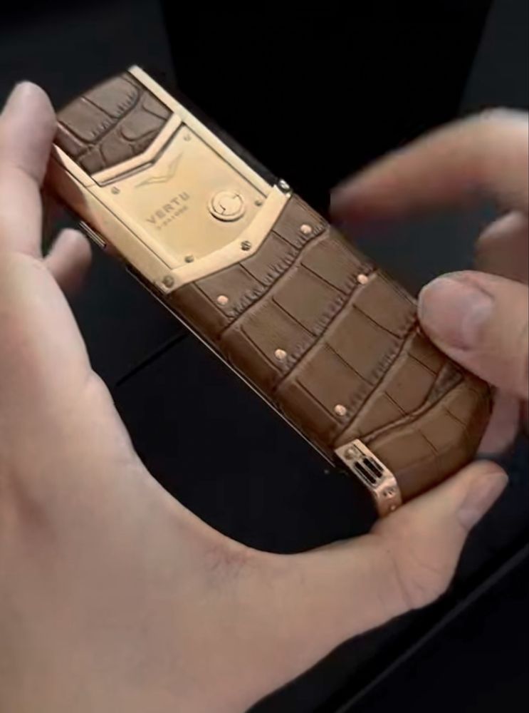 Vertu premium/BROWN
