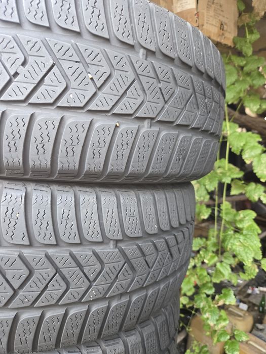 4бр. 205 50 17 Pirelli зимни.