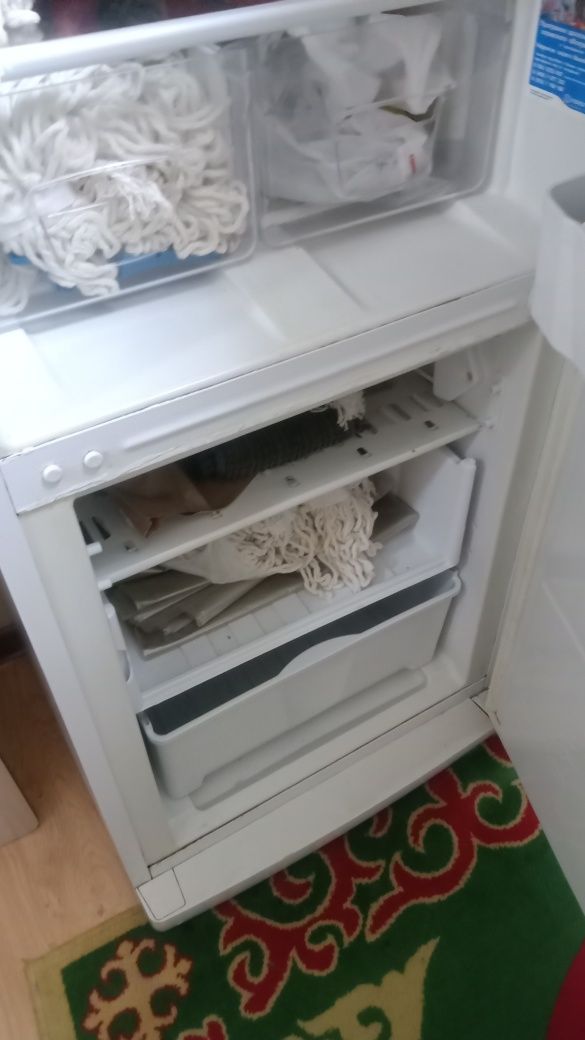 Продам холодильник