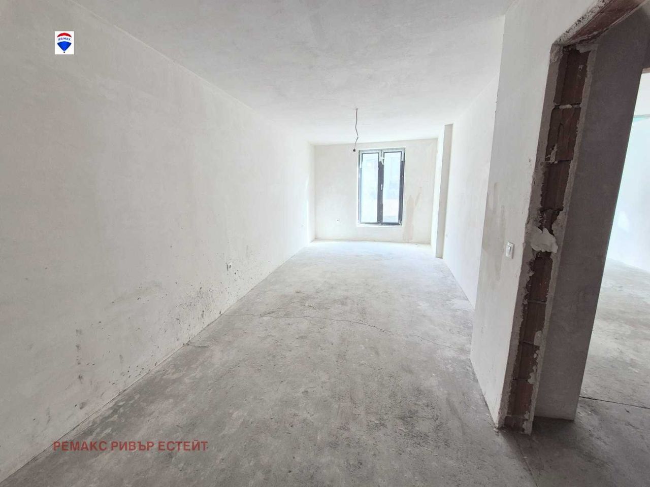 Продава се Двустаен апартамент в Русе, Център - 74 кв.м за 1609 €/кв.м - Снимка #3