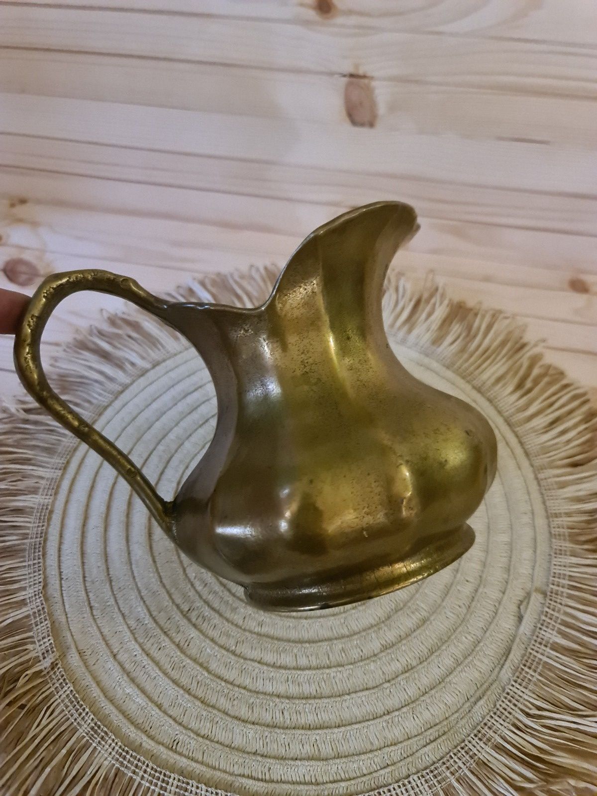 Carafa din bronz masiv