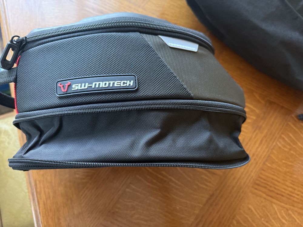 Чанта резервоар SW Motech Pro Engage
