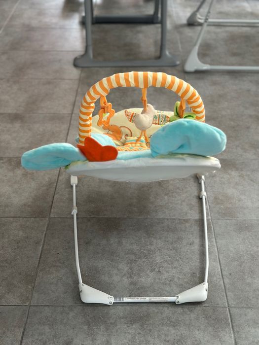 Chipolino Музикален шезлонг Friends