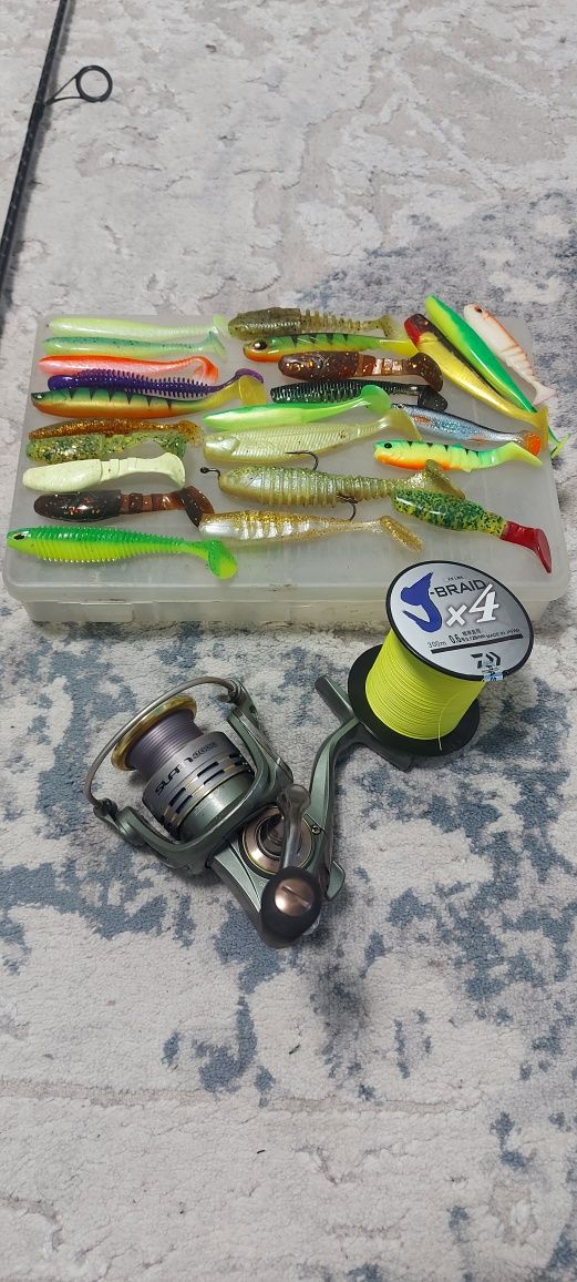 Спининг въдица Daiwa + макара Ryobi Slam  3000 + подаръци