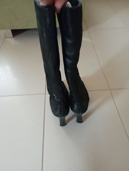 Cizme elegante de piele