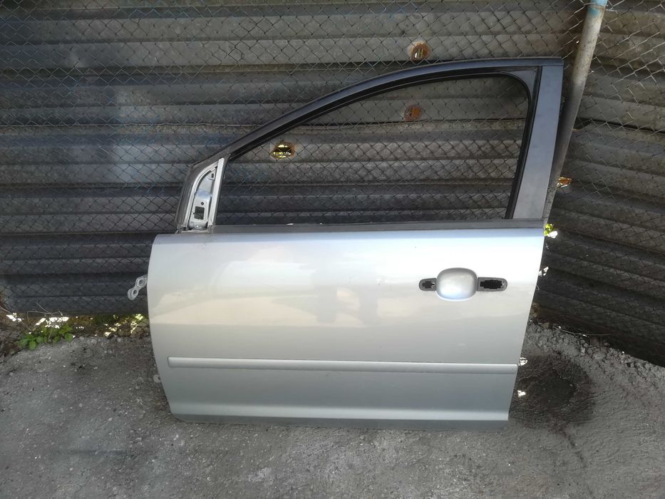 Врати Ford Focus MK2 Форд Фокус МК2 ( врата лява дясна )