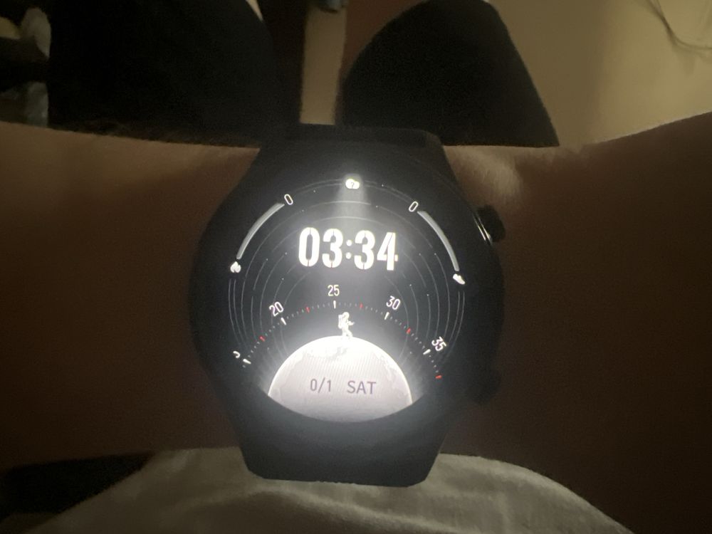 Honor watch gs3 смарт Часы почти новые заряд 10 дней