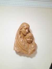 Панно настенное керамическое " Дева Мария с Младенцем"