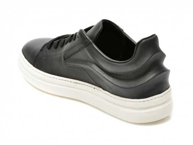 Pantofi sport adidasi nr.44 OTTER GRYXX negri piele naturala int+ext