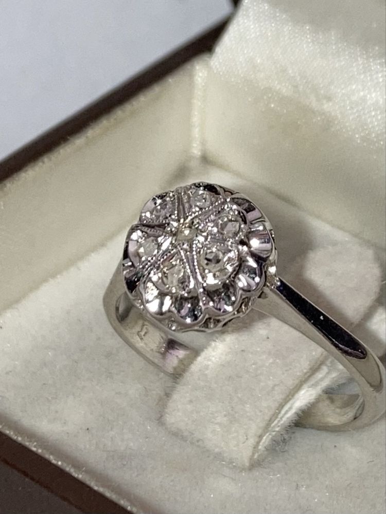 Inel  aur alb 18kt. cu diamante