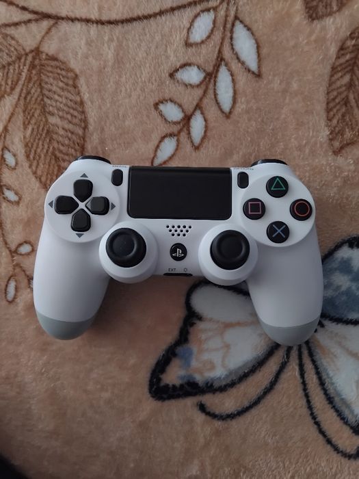 Vând ps3 super slim, dețin bon fiscal