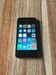 Продавам iPhone 4