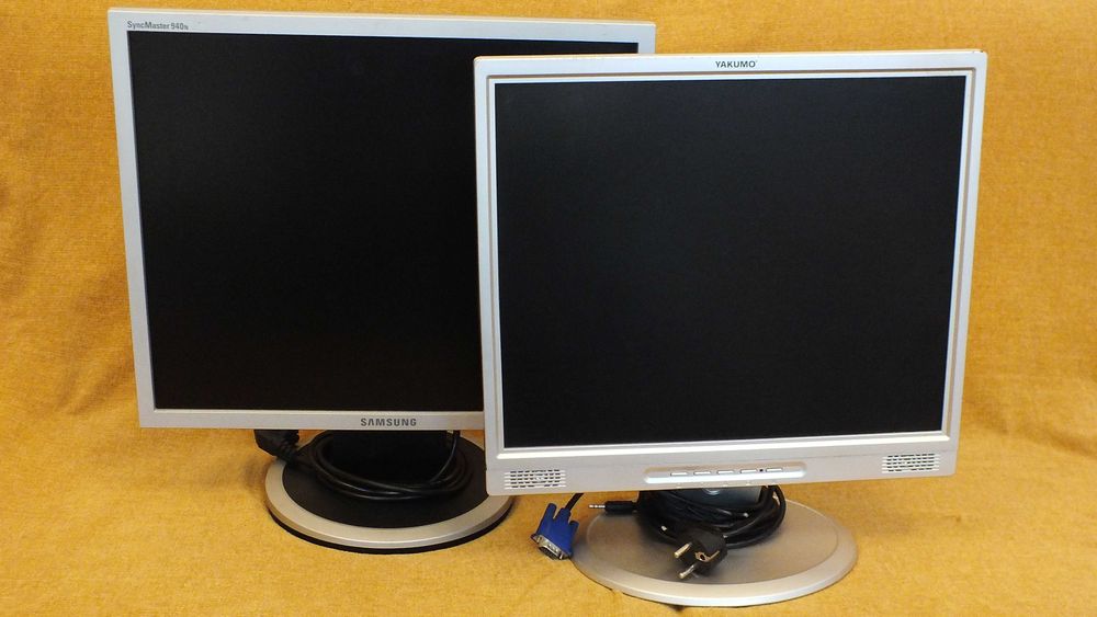 Monitor Samsung 940N, LCD, 19 inch, monitor Yakumo TFT 17 XJ, 17 inch