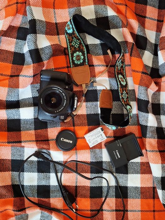 Фотоаппарат Canon EOS 650D (Rebel T4i):