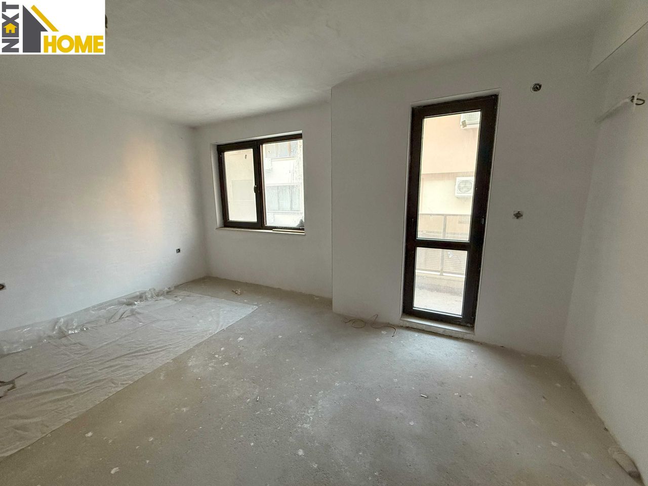 Продава се Двустаен апартамент в Асеновград - 56 кв.м за 1303 €/кв.м - Снимка #2