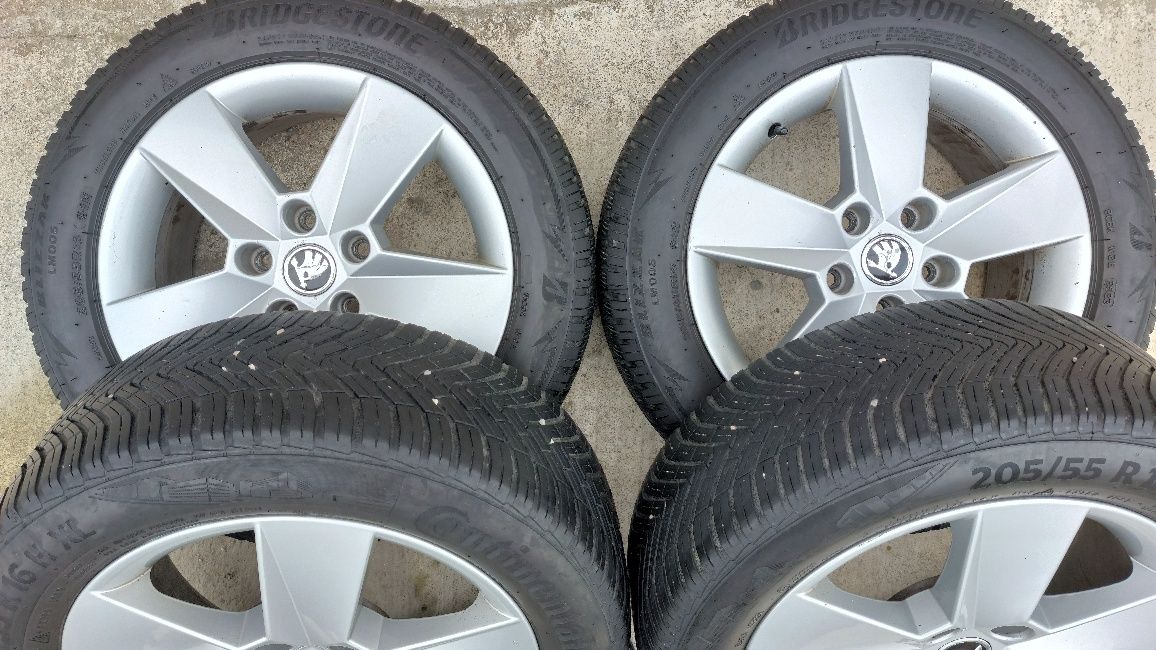 Vând 4 roti cu jante Skoda originale, 16"