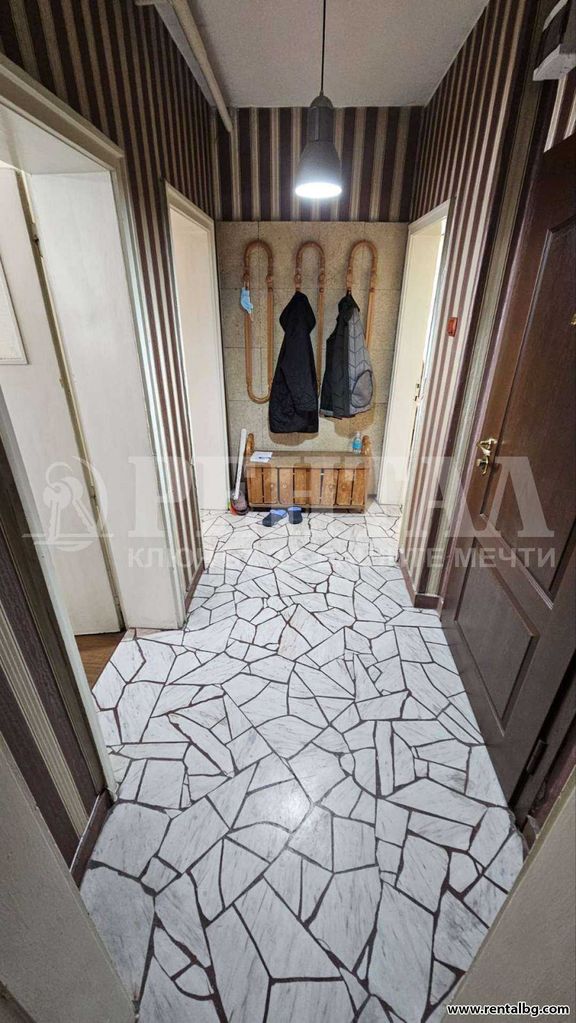 Продава се Тристаен апартамент в Пловдив, Център - 140 кв.м за 1572 €/кв.м - Снимка #12
