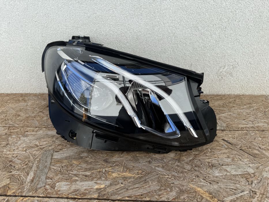 Far dreapta Mercedes E Class W213 Led Original Hella Europa