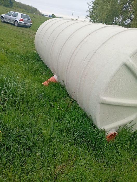 Bazine de apa potabilă la comanda preturile conțin TVA
