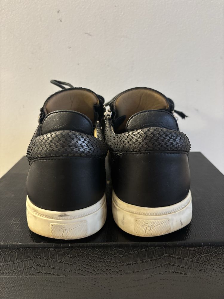 Обувки Giuseppe Zanotti - Frankie Snakeleather