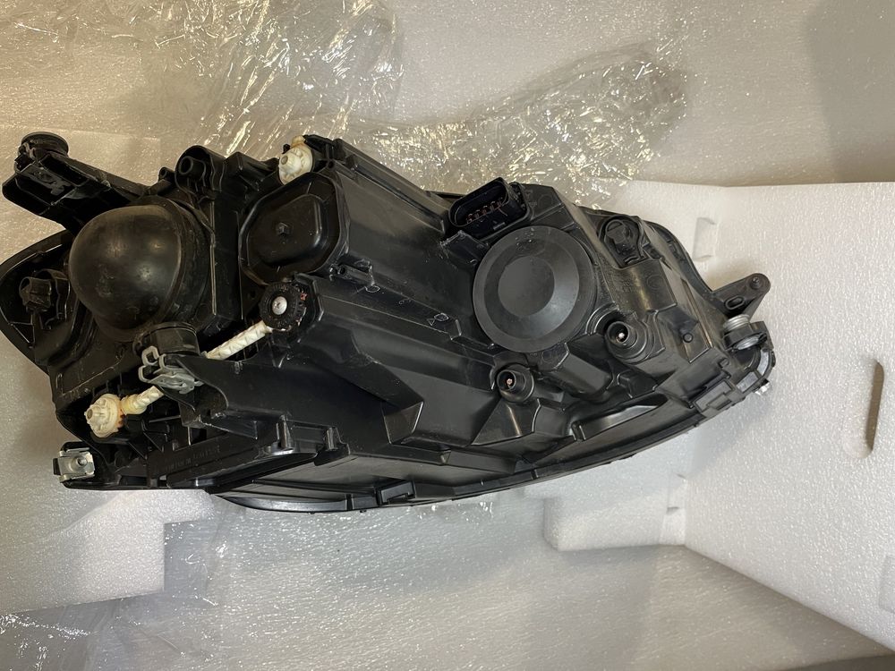 VW Фарове за GOLF 7.5