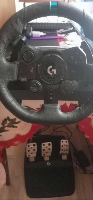 Volan de gaming Logitech G923 set complet