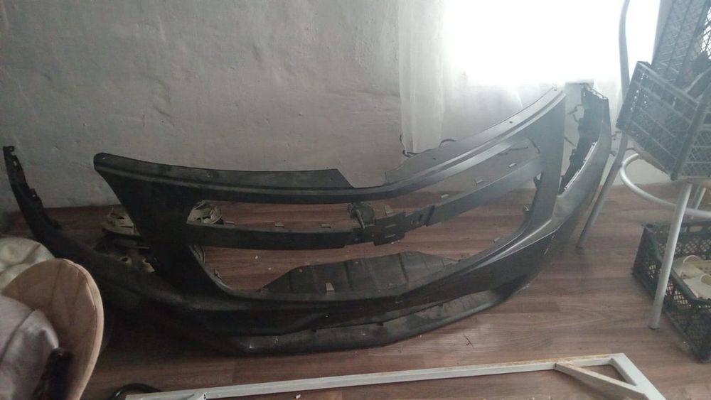 Бампер новый на Шевроле кобальт некрашенный