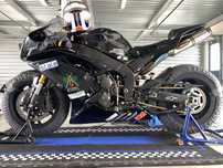 Yamaha R1 2008 pista