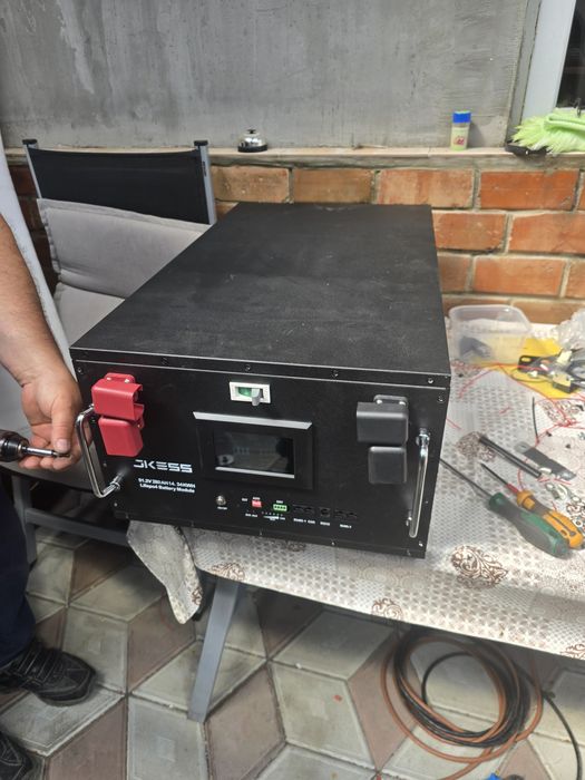 Vând acumulator baterie solara 51.2 V