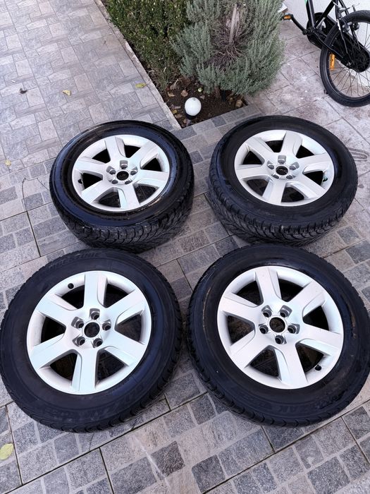 Jante cu anvelope de iarna 235/60/R17